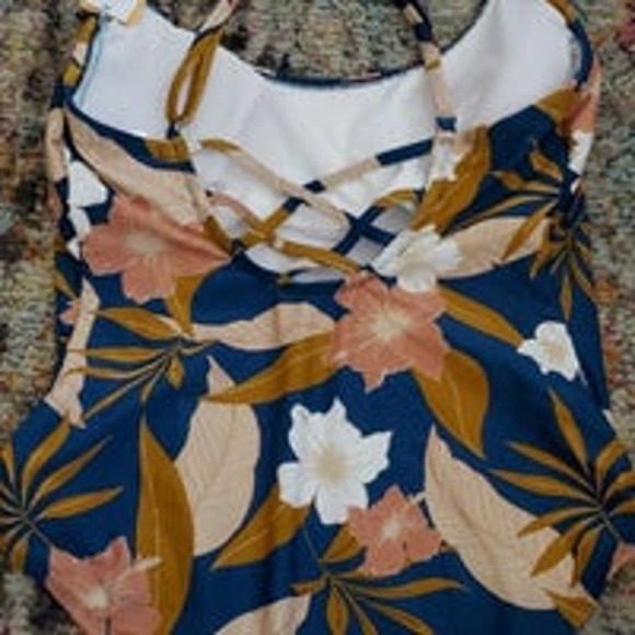 Kona Sol Floral CrissCross Back One Piece Swimsuit -L - Picture 2 of 8